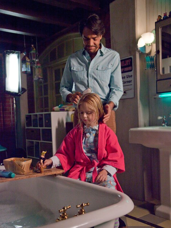 Instructions Not Included (2013) Eugenio Derbez Synopsis, Characteristics, Moods, Themes and